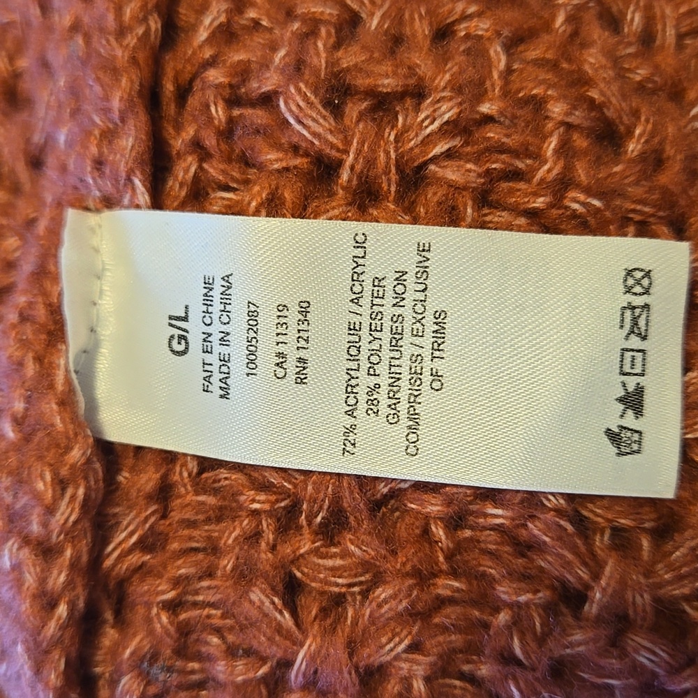 Cozy Pink Sweater - Picture 4 of 4